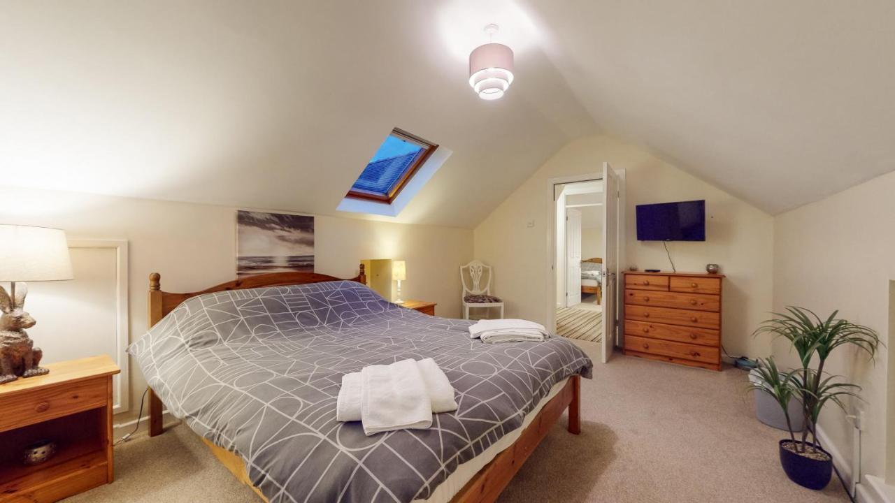 Jaw-Dropping Beach House In Anglesey Benllech Eksteriør bilde