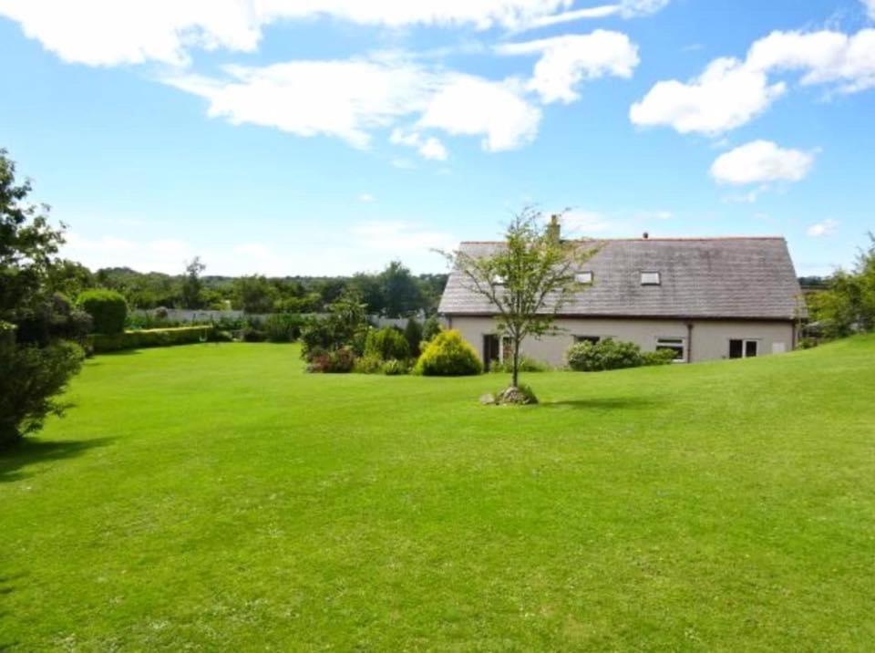 Jaw-Dropping Beach House In Anglesey Benllech Eksteriør bilde