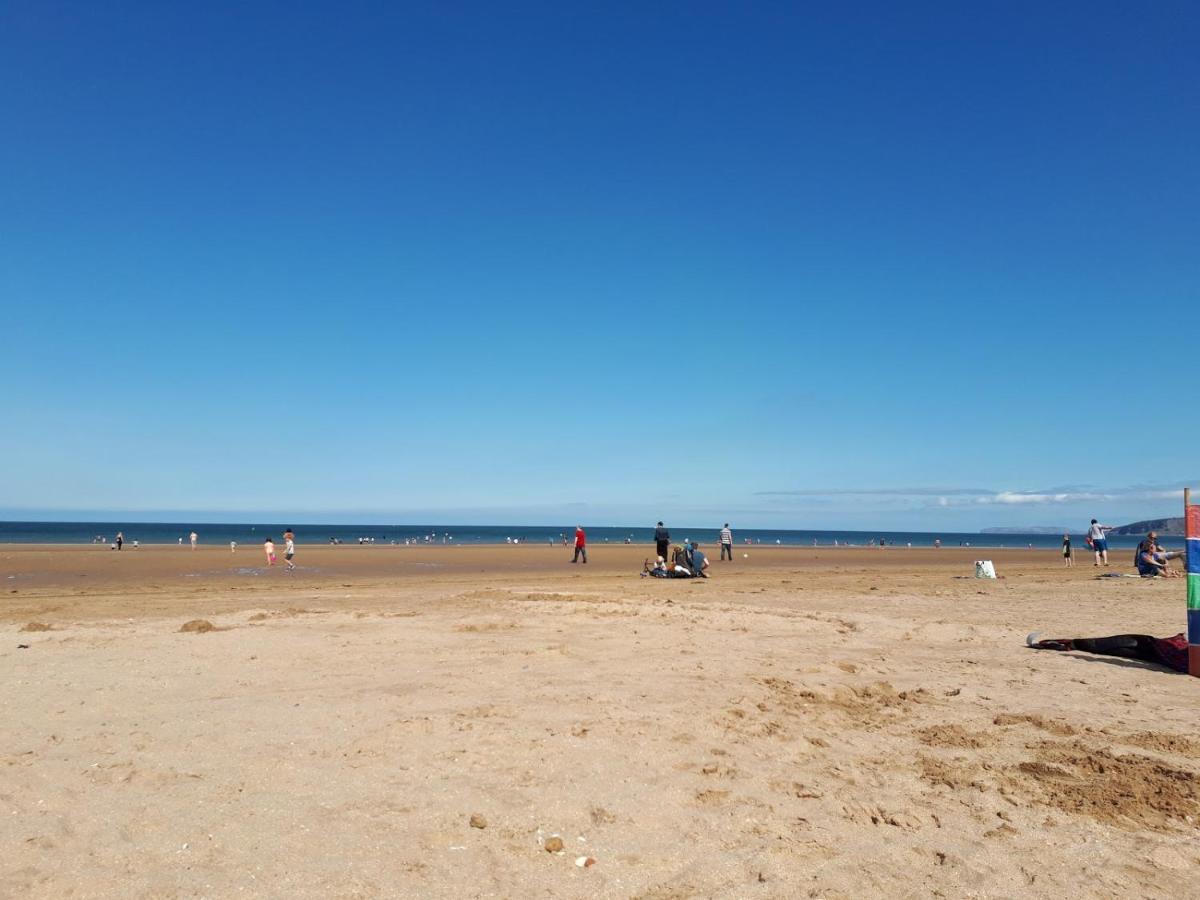 Jaw-Dropping Beach House In Anglesey Benllech Eksteriør bilde