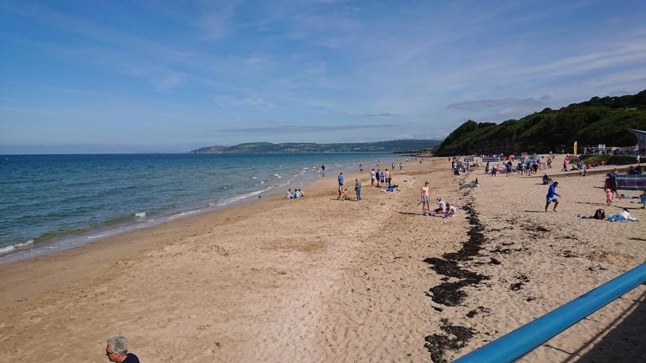 Jaw-Dropping Beach House In Anglesey Benllech Eksteriør bilde